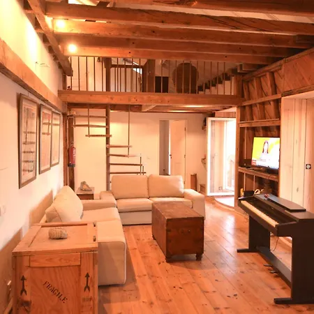 Historical Center - Tagus View Apartment Lisbon